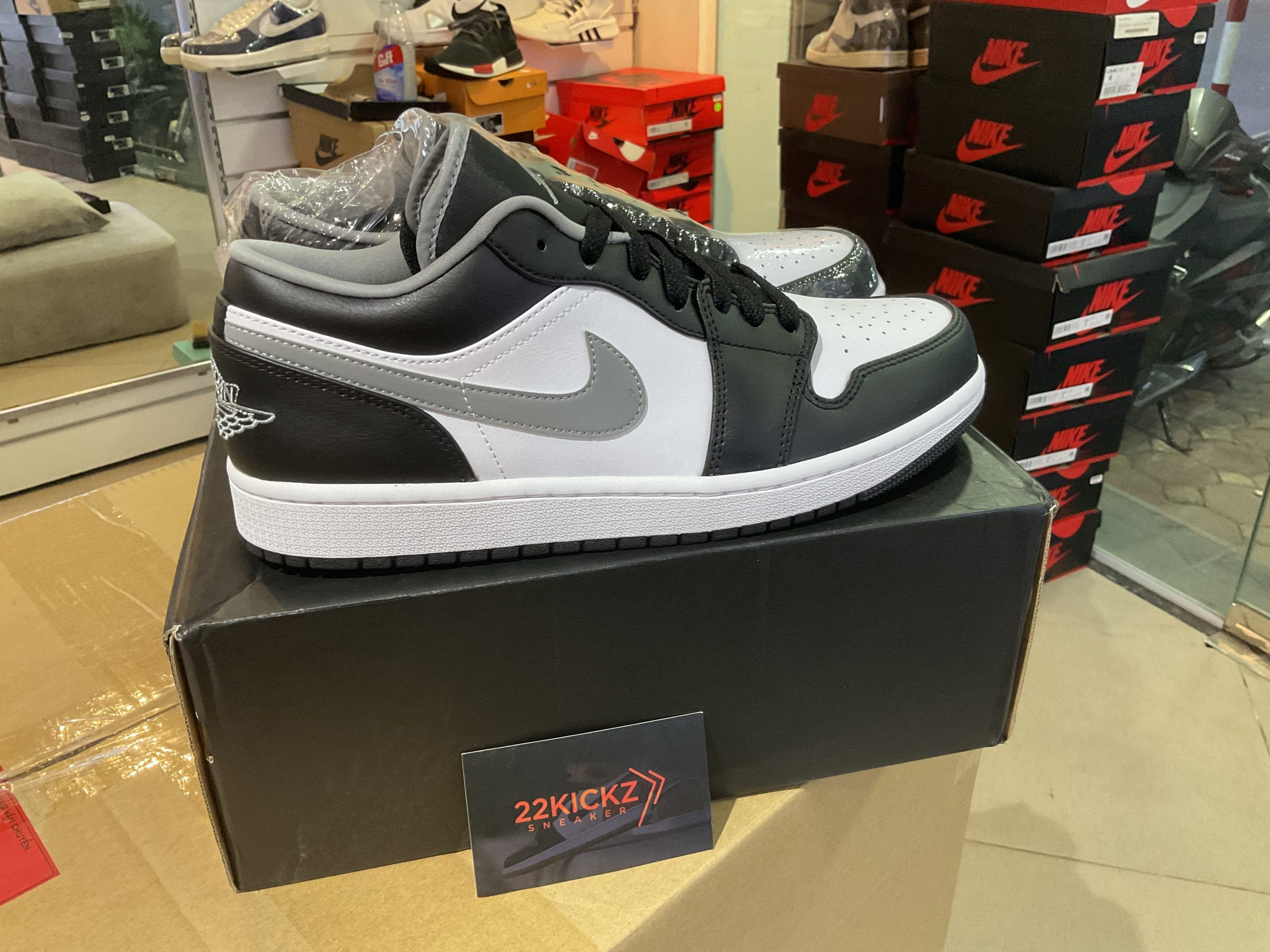 Jordan 1 Low Black White Grey (low smoke v3)